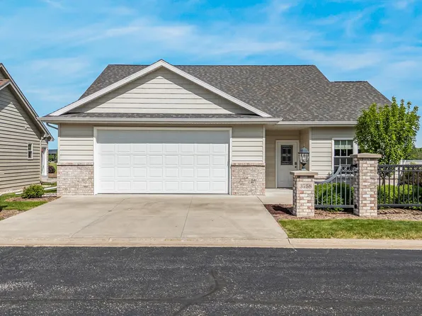 3758 N Wayside Ln, Appleton, WI 54913