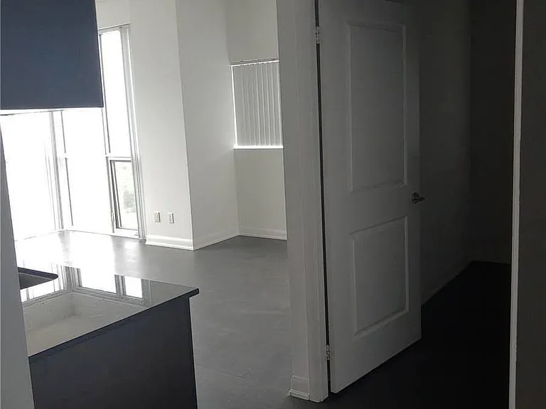5162 Yonge St #2512 — Photo 5
