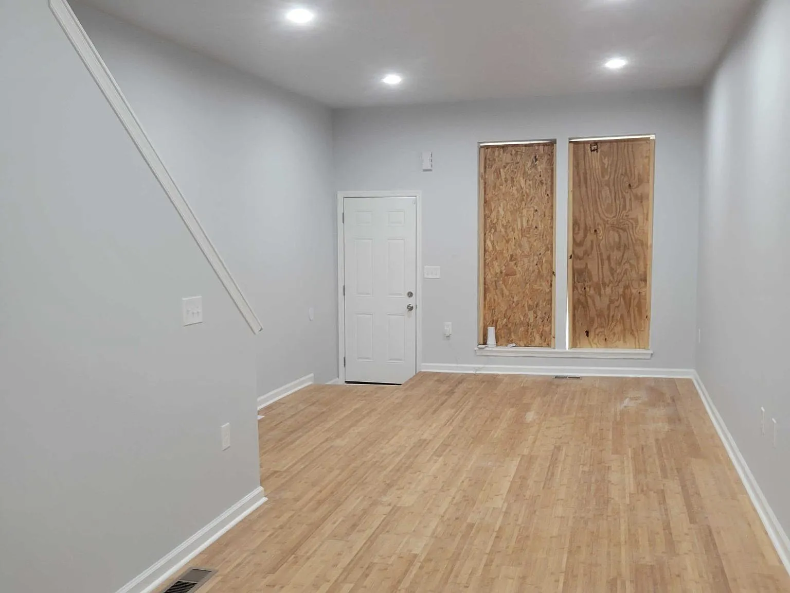 2 bed, 1.5 bath, $1,400 — Photo 3