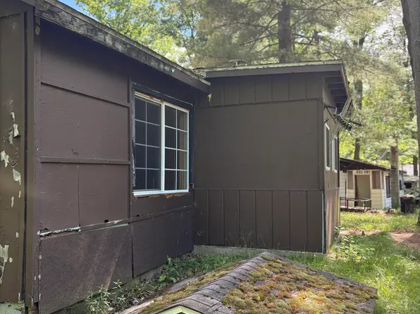 5339 Jerry St, Gladwin, MI 48624