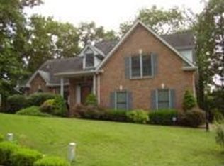 204 E Pearson Ct, Hermitage, TN 37076