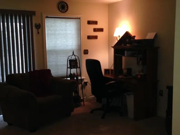 279 Scarboro Dr, Bunker Hill, WV 25413