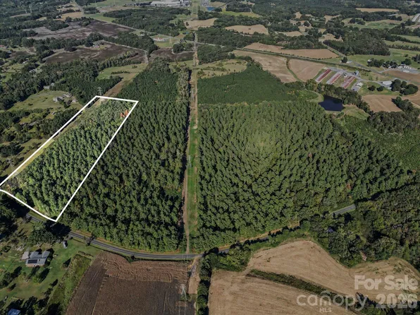 1 Griffin Greene Blvd, Stanfield, NC 28163