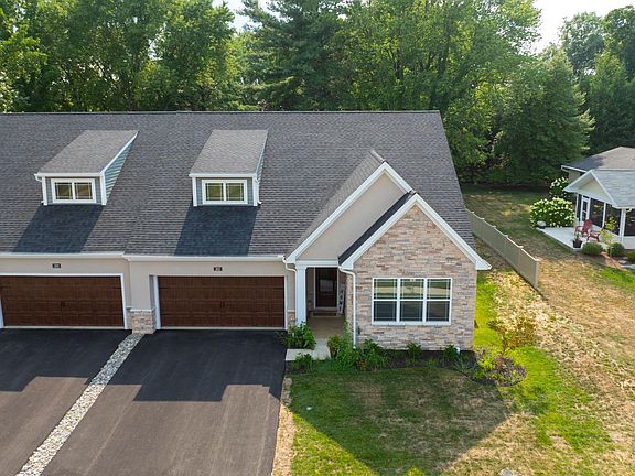 3rd image of 202 Bellaride Ln #2