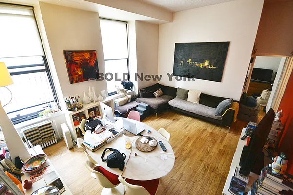 Rented by Bold New York | media 9