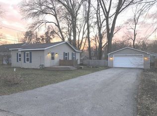 521 Elaine Ter, Lakemoor, IL 60051