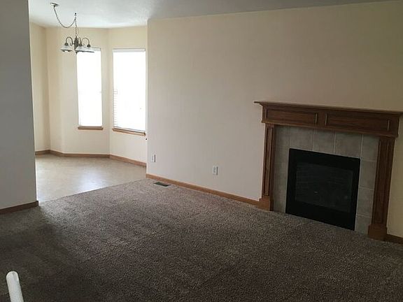 2nd image of 1318 Finch St
