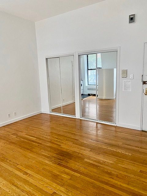 1st image of 271 W 72nd St #1C