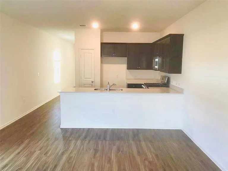 3508 Lodgepole Dr — Photo 4