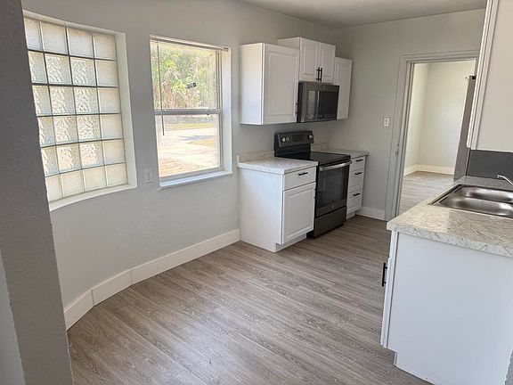 5th image of 790 27th Ave S