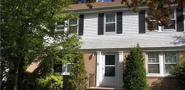 100 Park St #GPS-34 — Photo 3