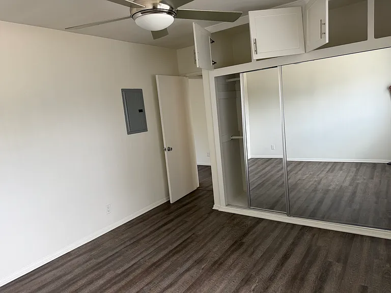 2700 Abbot Kinney Blvd #8 — Photo 18