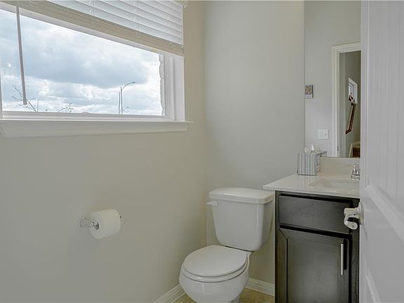 4th image of 9516 Whisper Willow Blvd