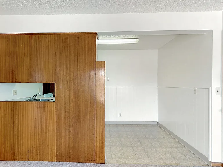 Plaza Manor — Photo 25