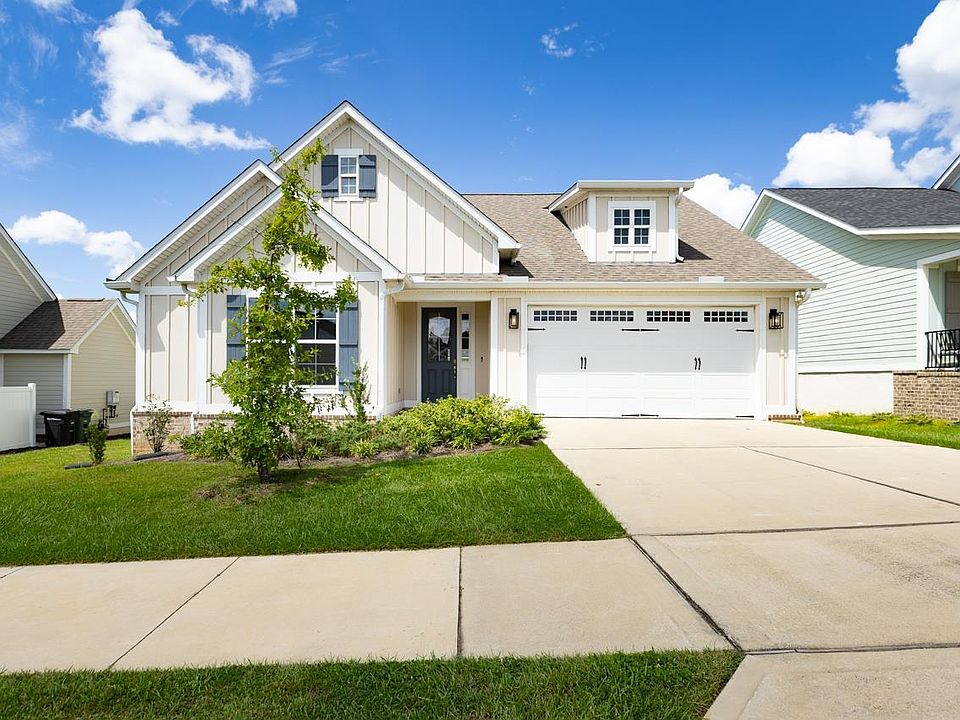 1st image of 164 Tulane Way