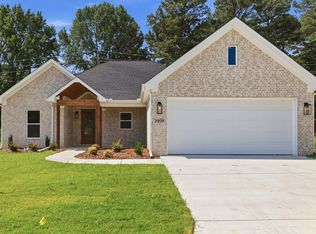 3909 Spencer Crossing Dr, Benton, AR 72019