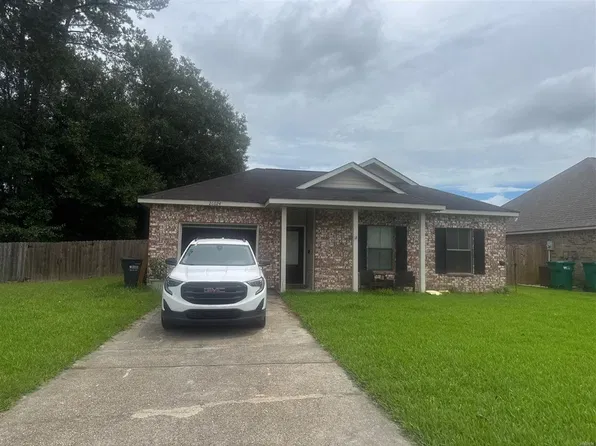 26024 Glenbrooke Dr, Denham Springs, LA 70726