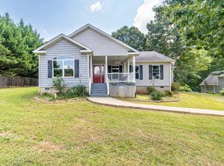 2690 Lipscomb Rd, Moneta, VA 24121