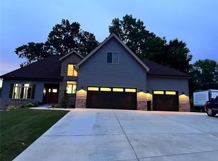 4459 Lilacridge Ln, Saint Louis, MO