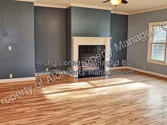 3rd image of 3504 N Tamarack Dr