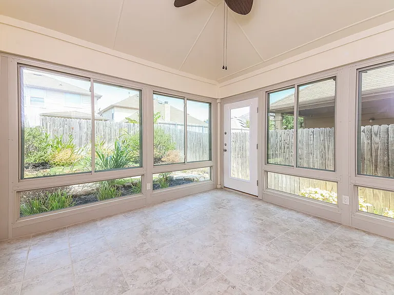 709 Fireberry Dr — Photo 9