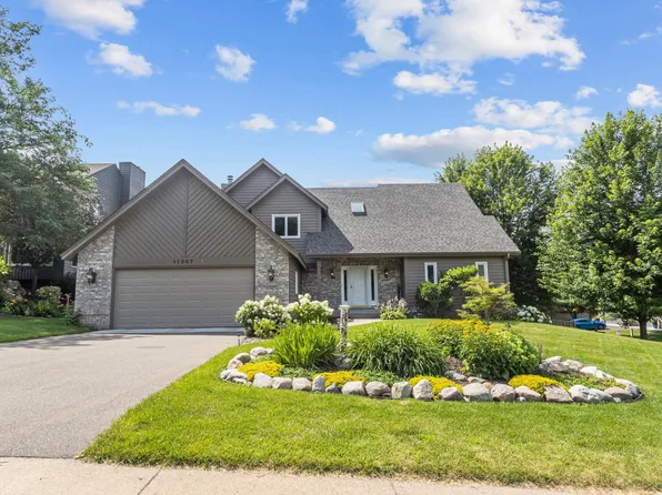 11007 Jackson Dr, Eden Prairie, MN 55347