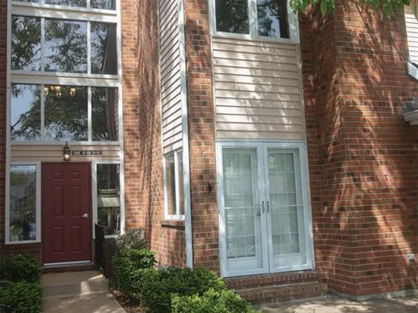 1340 Holgate Dr Unit F2, Ballwin, MO 63021