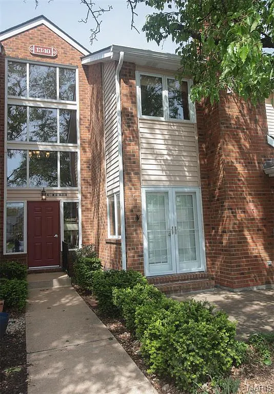 1340 Holgate Dr Unit F2 photo 1