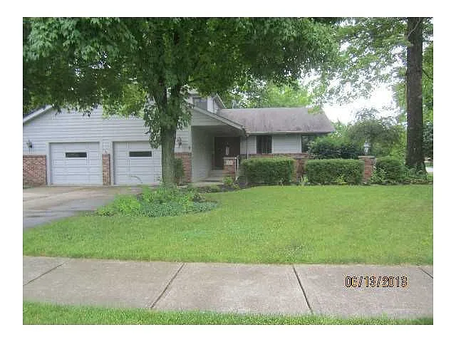 683 Waxwing Ct photo 1