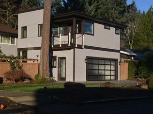 7401 91st Ave SE, Mercer Island, WA 98040