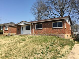 9320 Warrior Dr, Saint Louis, MO 63123