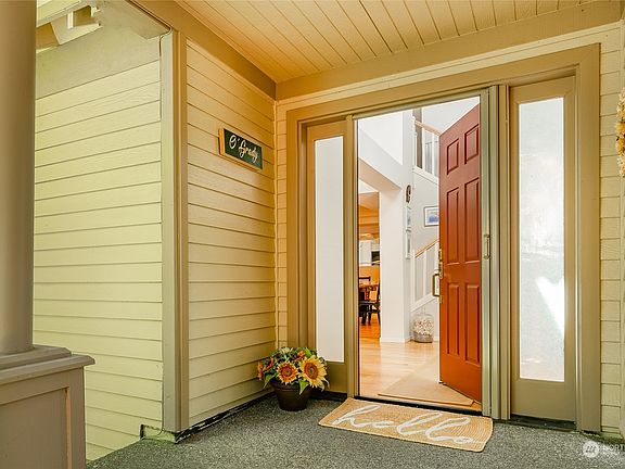 2nd image of 9158 Gleneagle Drive #10