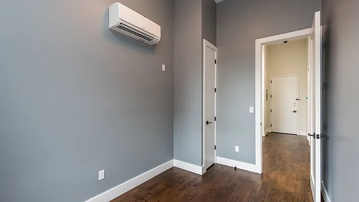 Rented by Nooklyn NYC LLC | media 32