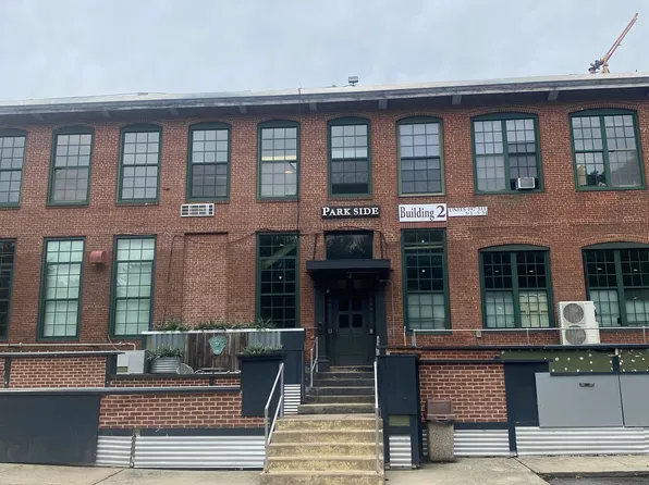 1117 Douglas Ave, North Providence, RI