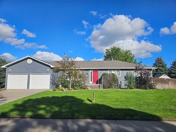 413 W 6th St, Oshkosh, NE 69154