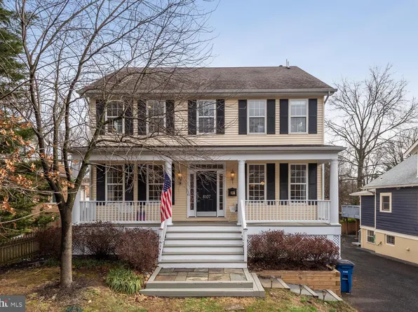 8107 Flower Ave, Takoma Park, MD 20912