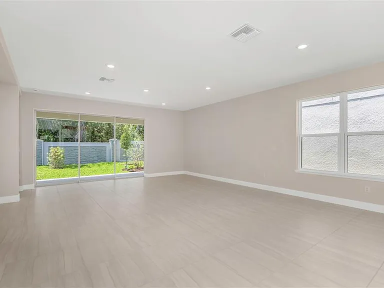 2676 Leafwing Ct — Photo 13