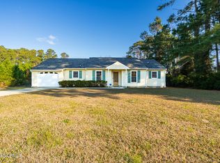 104 Riverside Dr, Beaufort, NC 28516