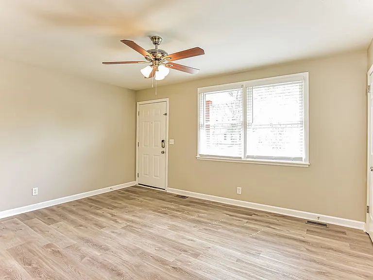 4983 Karen Ray Dr — Photo 6