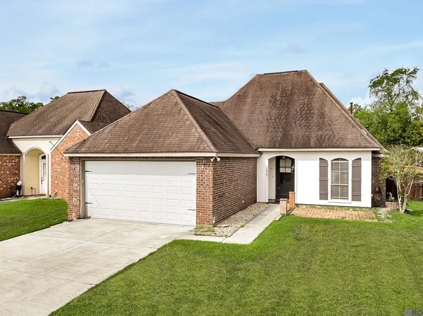 12467 Dutchtown Villa Dr, Geismar, LA 70734
