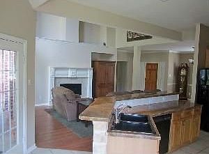 3rd image of 524 Austin Creek Dr