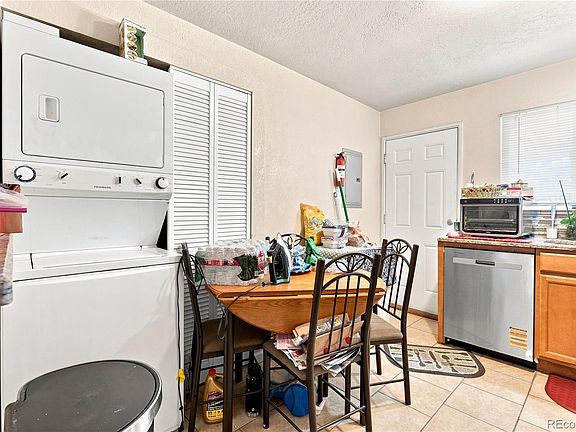 2nd image of 3251-3263 Olive Street
