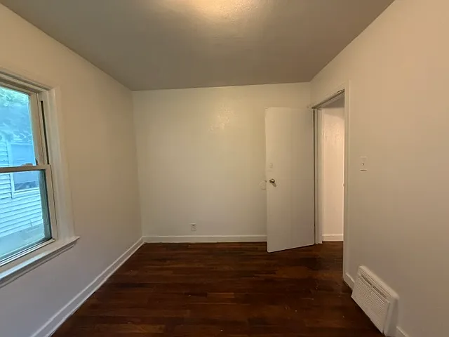 1306 N Kaley St — Photo 5