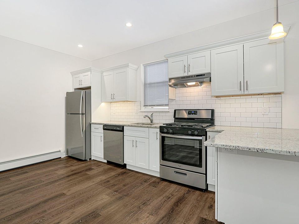 Stainless appliances