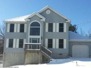 1485 Clover Rd, Long Pond, PA 18334