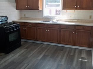 189 Ridge St APT 3, Fall River, MA 02721