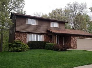 233 Cedar Ave, Morton, IL 61550