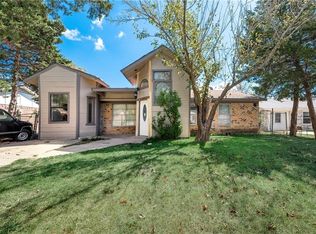 412 Meadowgate Cir, Ferris, TX 75125