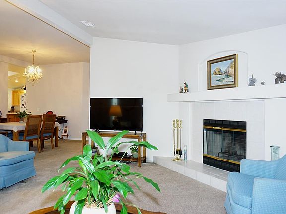 3rd image of 1225 Vienna Dr Space 917
