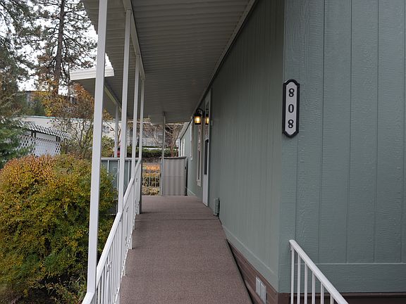 Carpeted ramp